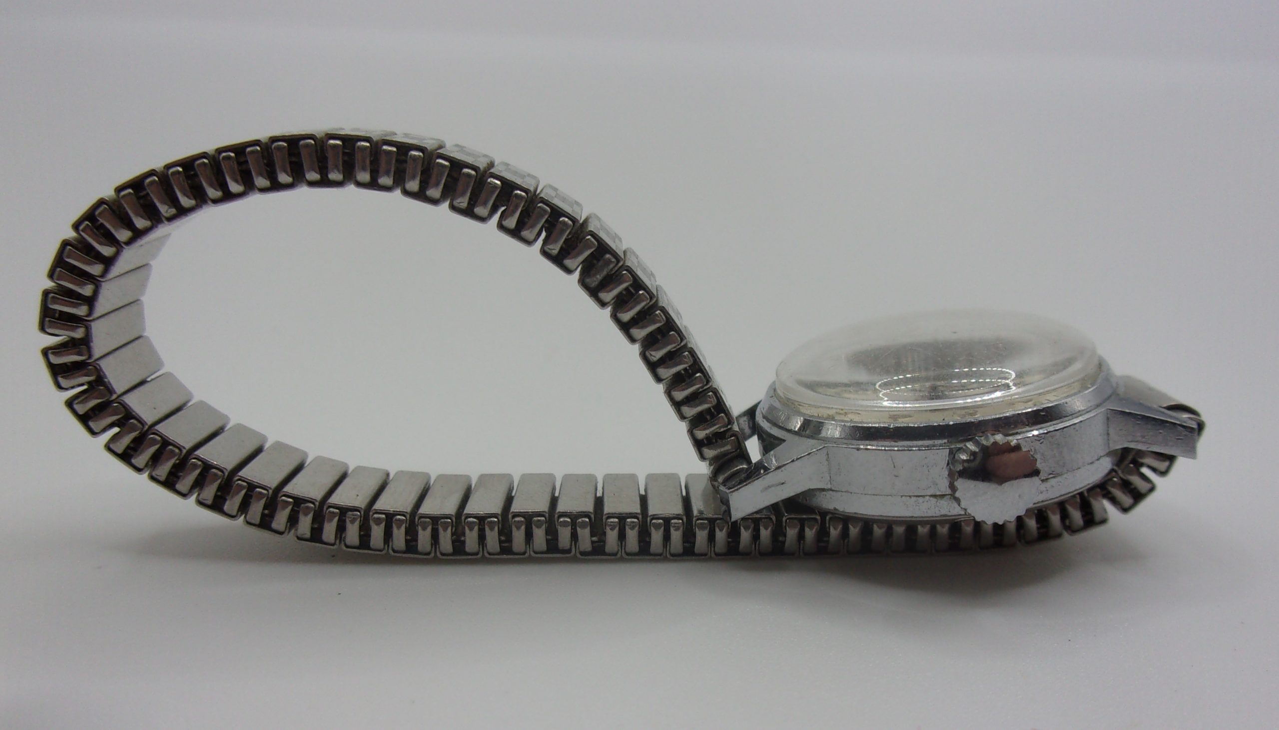Circa 1970 Excalibur Manual Wind Ladies Watch - Image 4