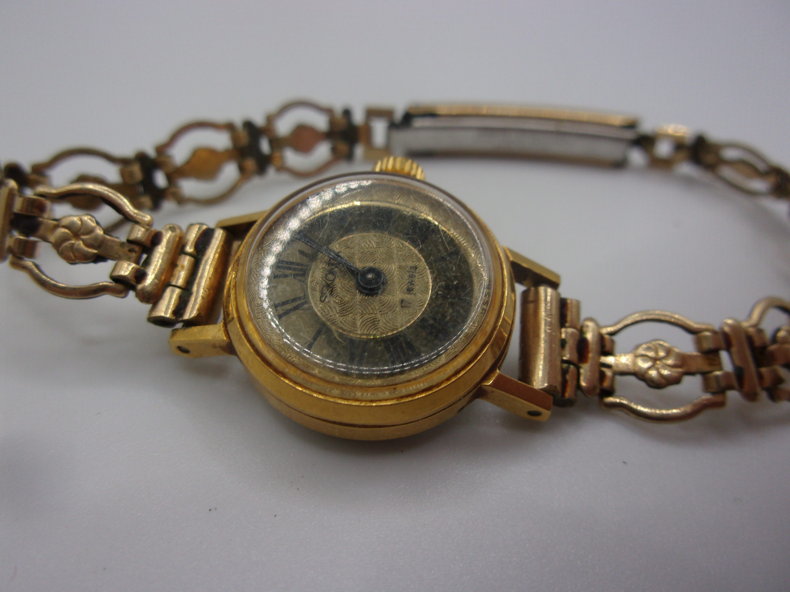 1960's Sekonda 17 Jewel Manual Wind Gold Plated Stainless Steel Ladies Cocktail Watch