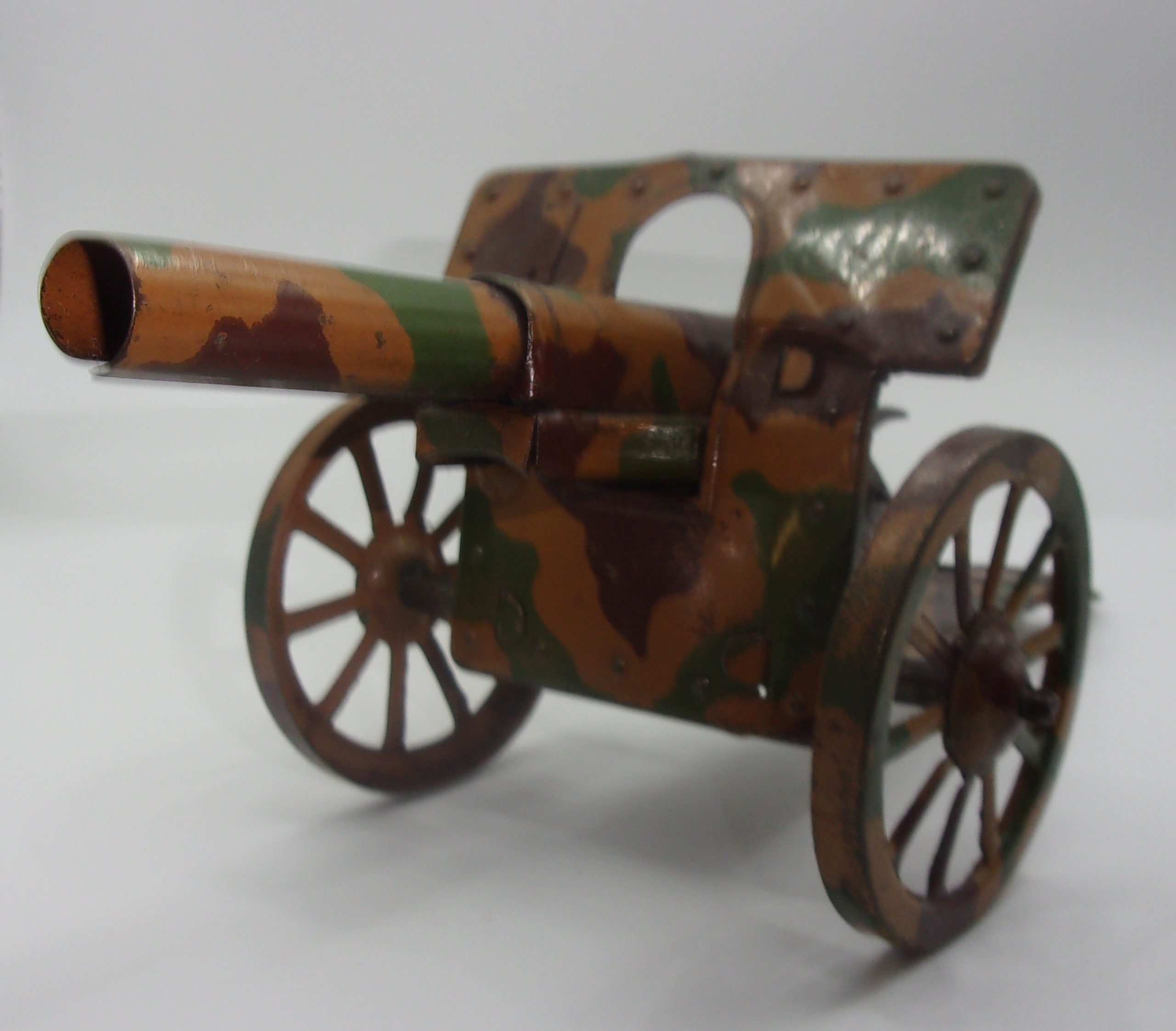 Pre-War Tippco German Tinplate Clockwork Artillery Towing Truck And Field Cannon With Two Crew - Image 18