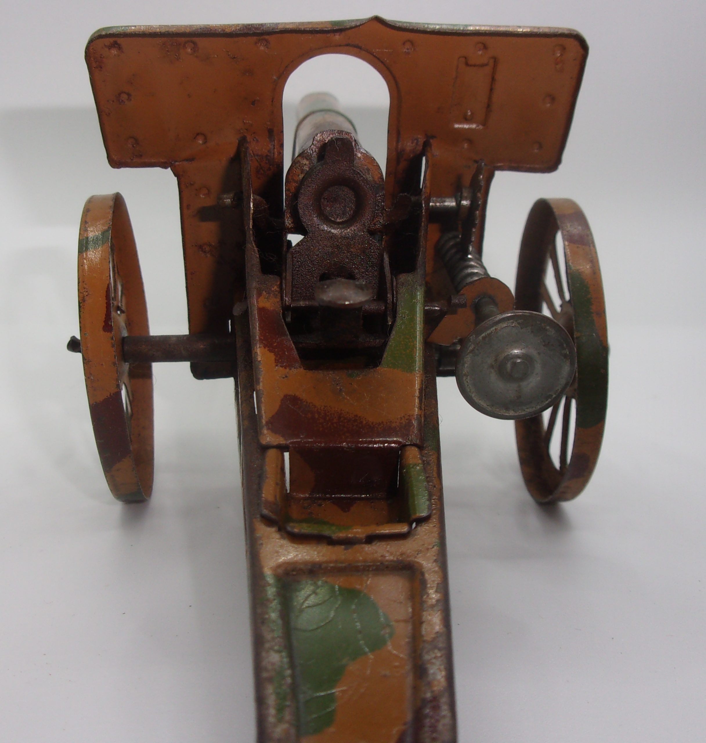 Pre-War Tippco German Tinplate Clockwork Artillery Towing Truck And Field Cannon With Two Crew - Image 16
