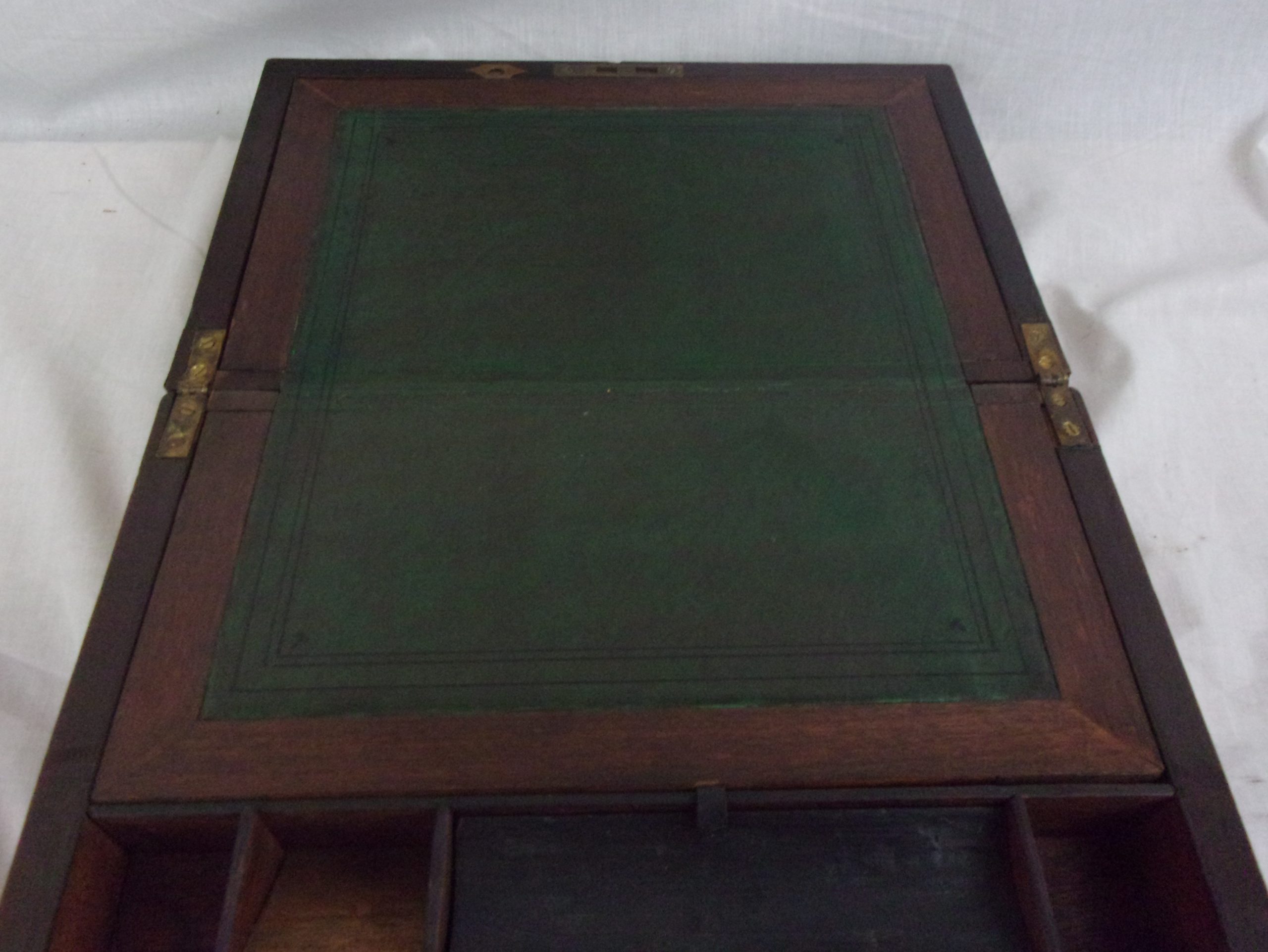 1852 Rosewood Writing Slope With Mother Of Pearl Inlay - Image 6