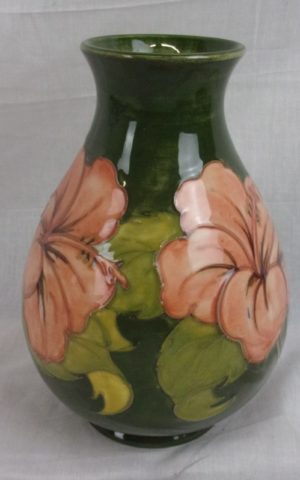 Moorcroft Magnolia Vase With The Queen Mary Label
