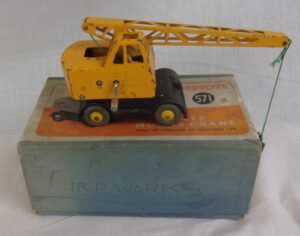Dinky Toys 571 Coles Mobile Crane