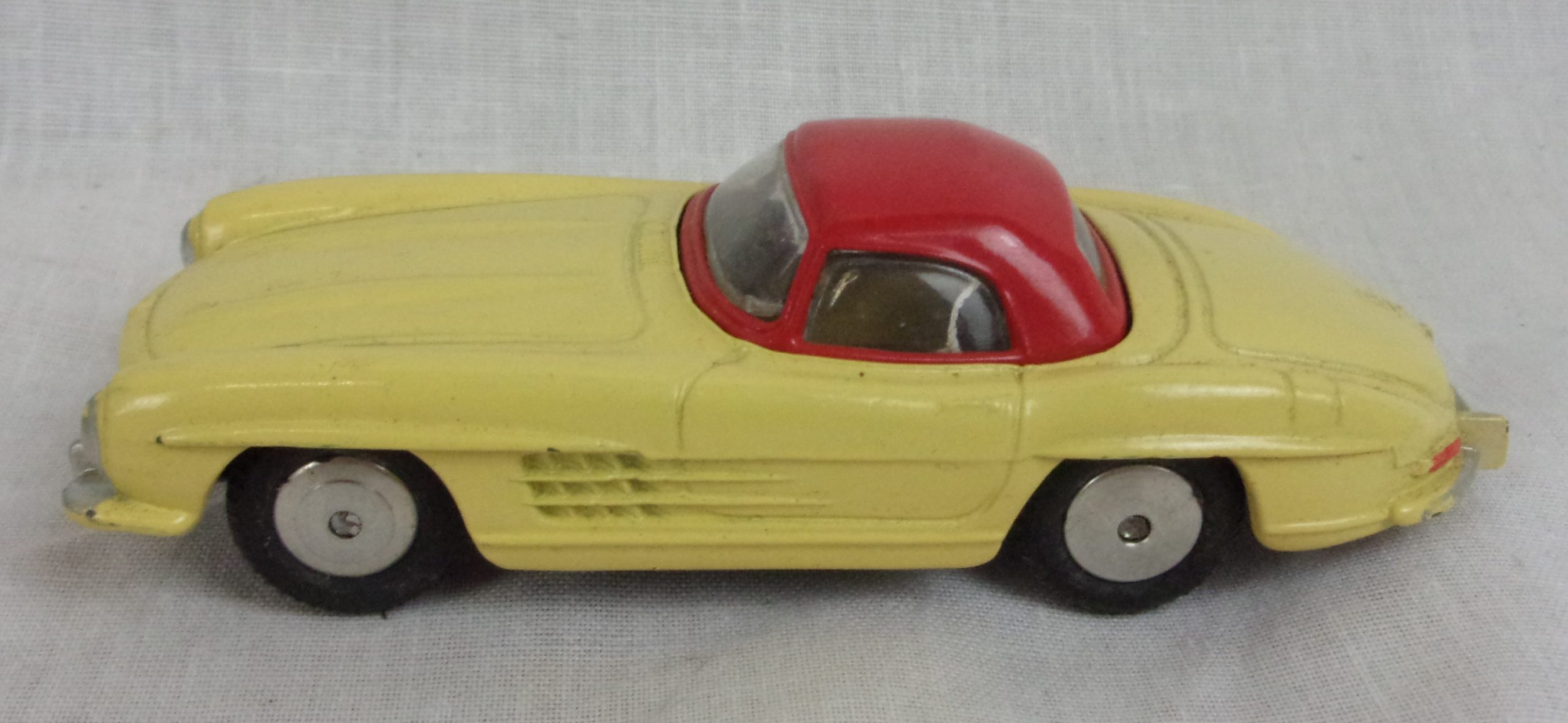 Boxed Corgi Toys 304 Mercedes-Benz 300SL Hardtop Roadster Car - Image 3