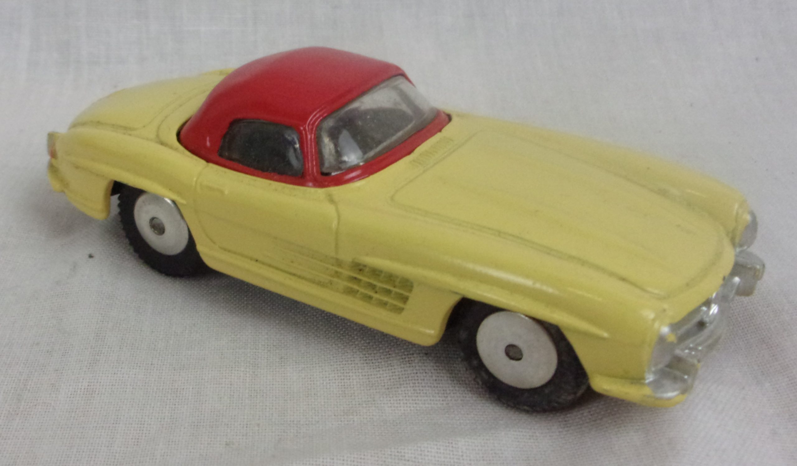 Boxed Corgi Toys 304 Mercedes-Benz 300SL Hardtop Roadster Car - Image 4