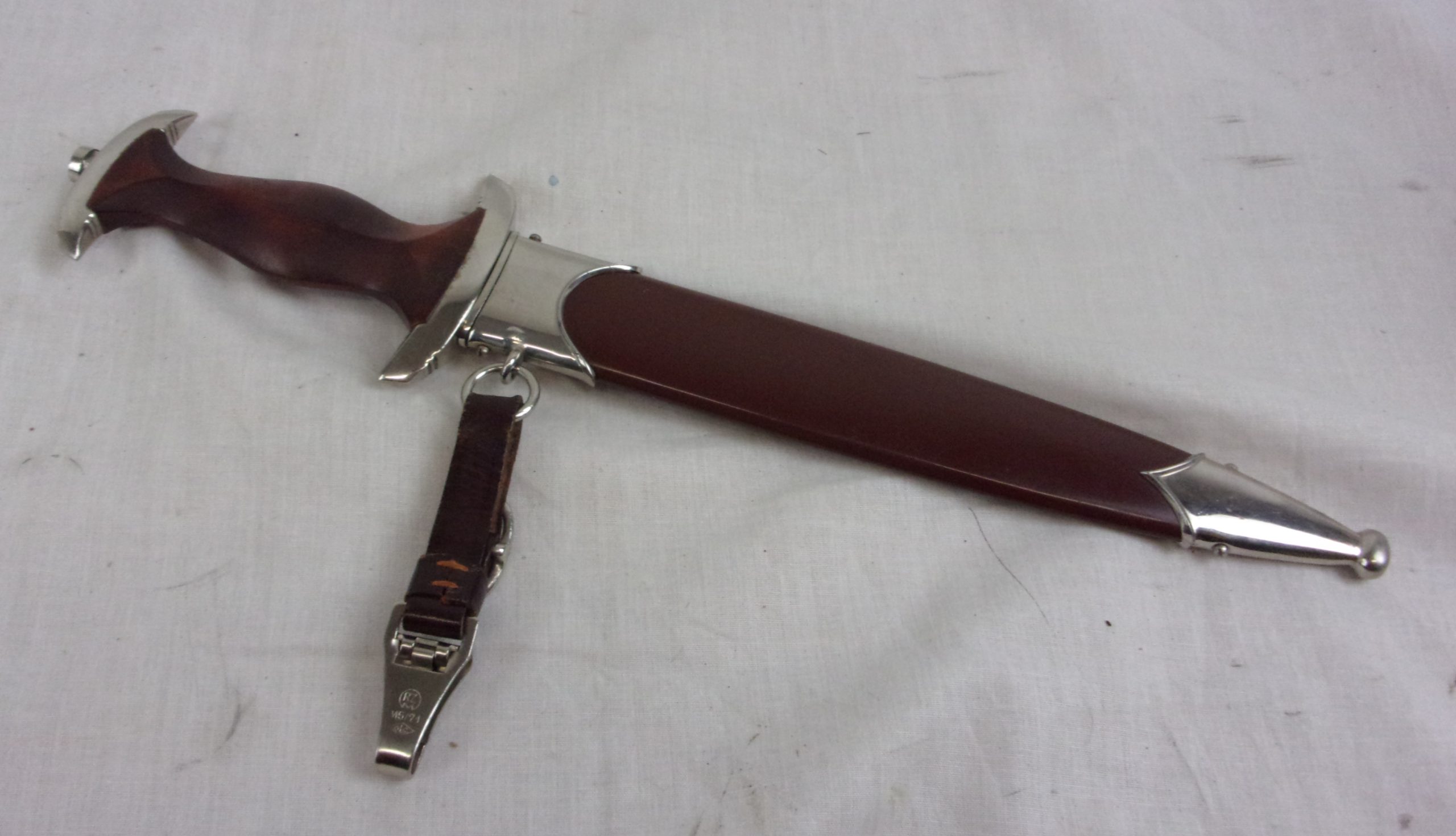 SA Dagger And Scabbard RZM M7/25 With Hanger And Clasp - Image 14