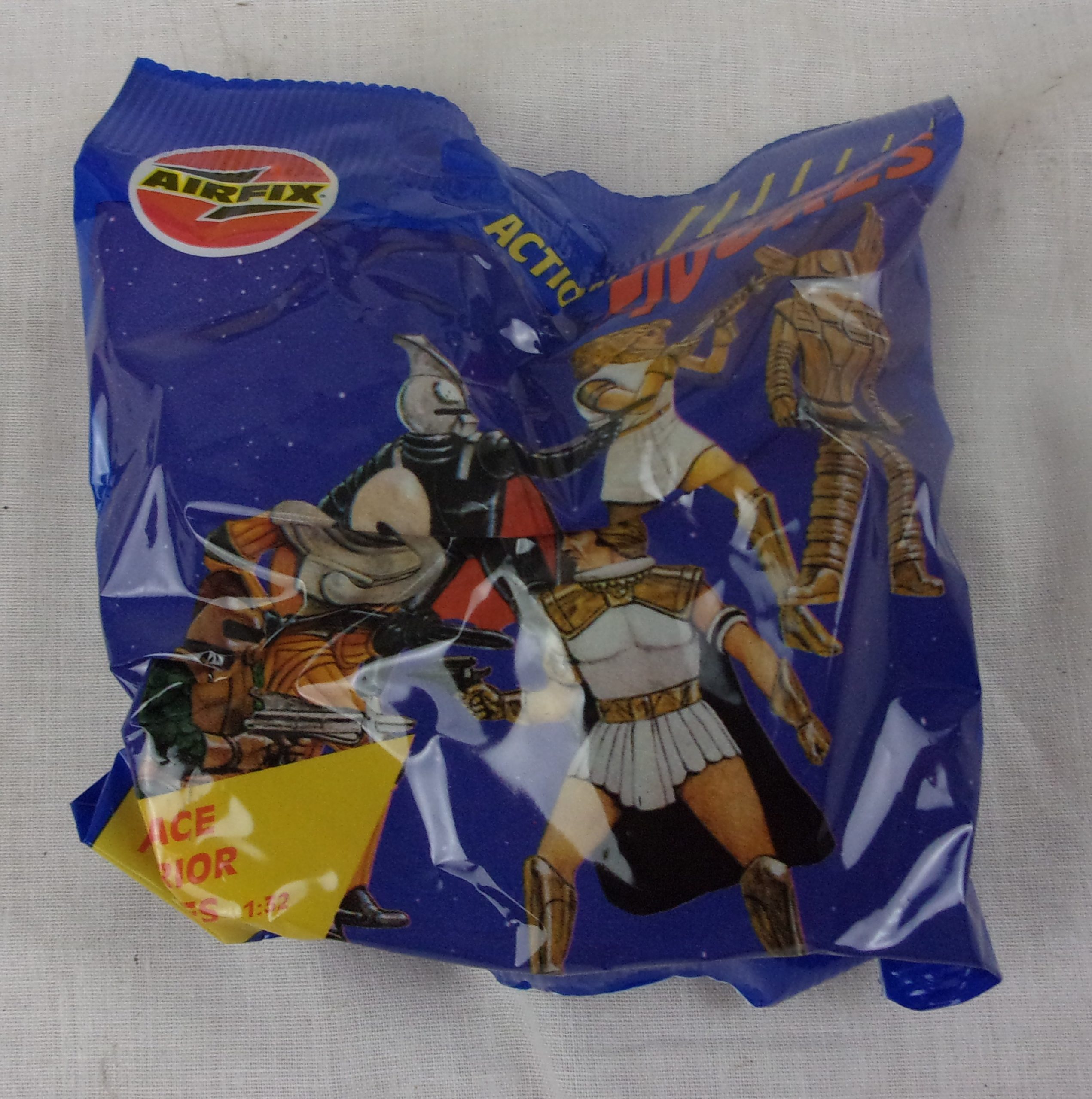 Rare Airfix Space Warriors Trade Box Of Twenty Four Bags - Image 3