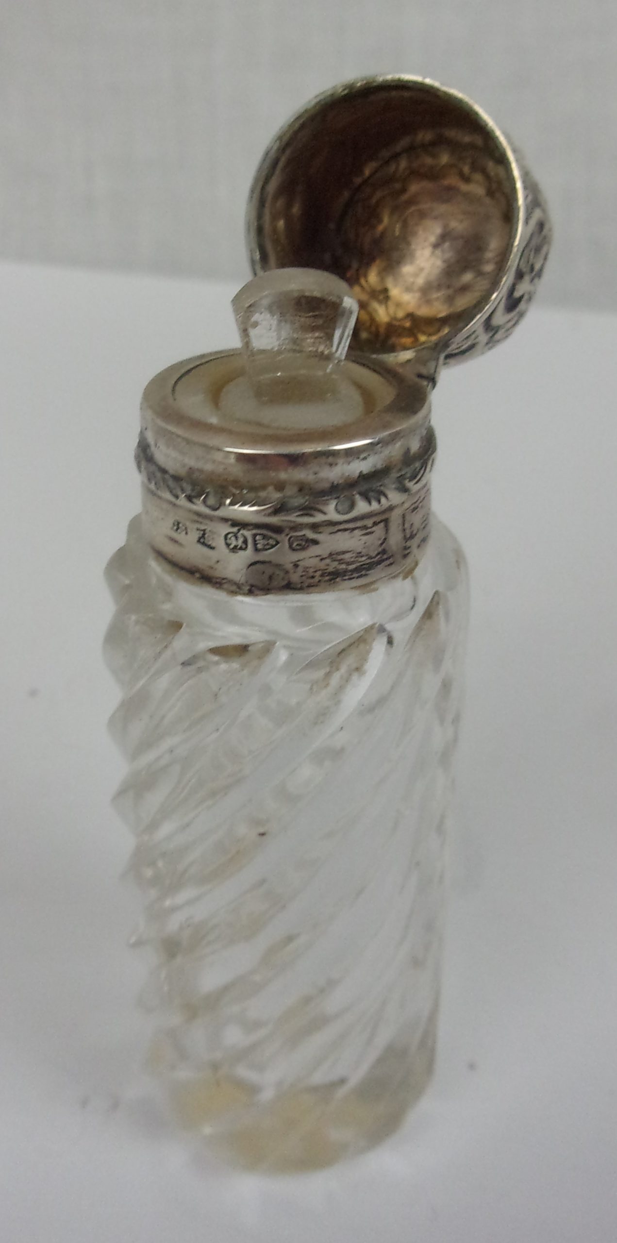 Chester 1892 Silver Topped Cut Glass Scent Bottle