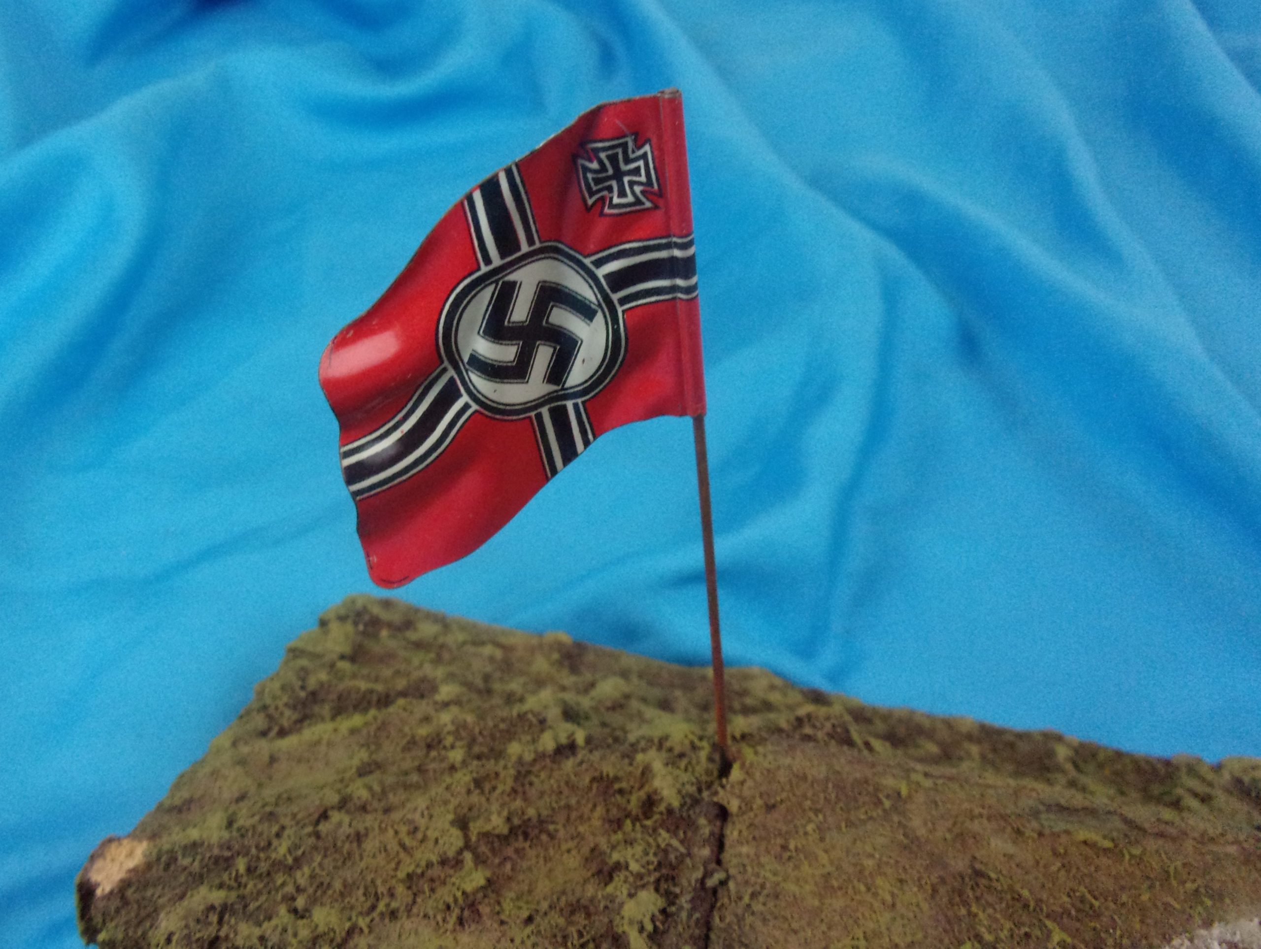 German Lineol Model 508 S.A. Field Hospital With Flags And Figures - Image 13
