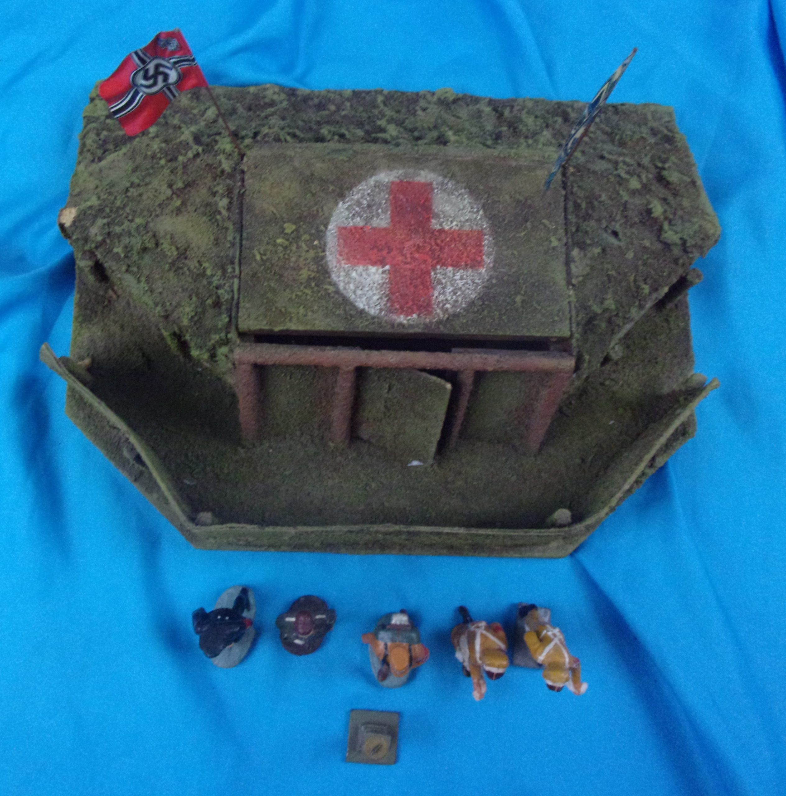 German Lineol Model 508 S.A. Field Hospital With Flags And Figures - Image 11