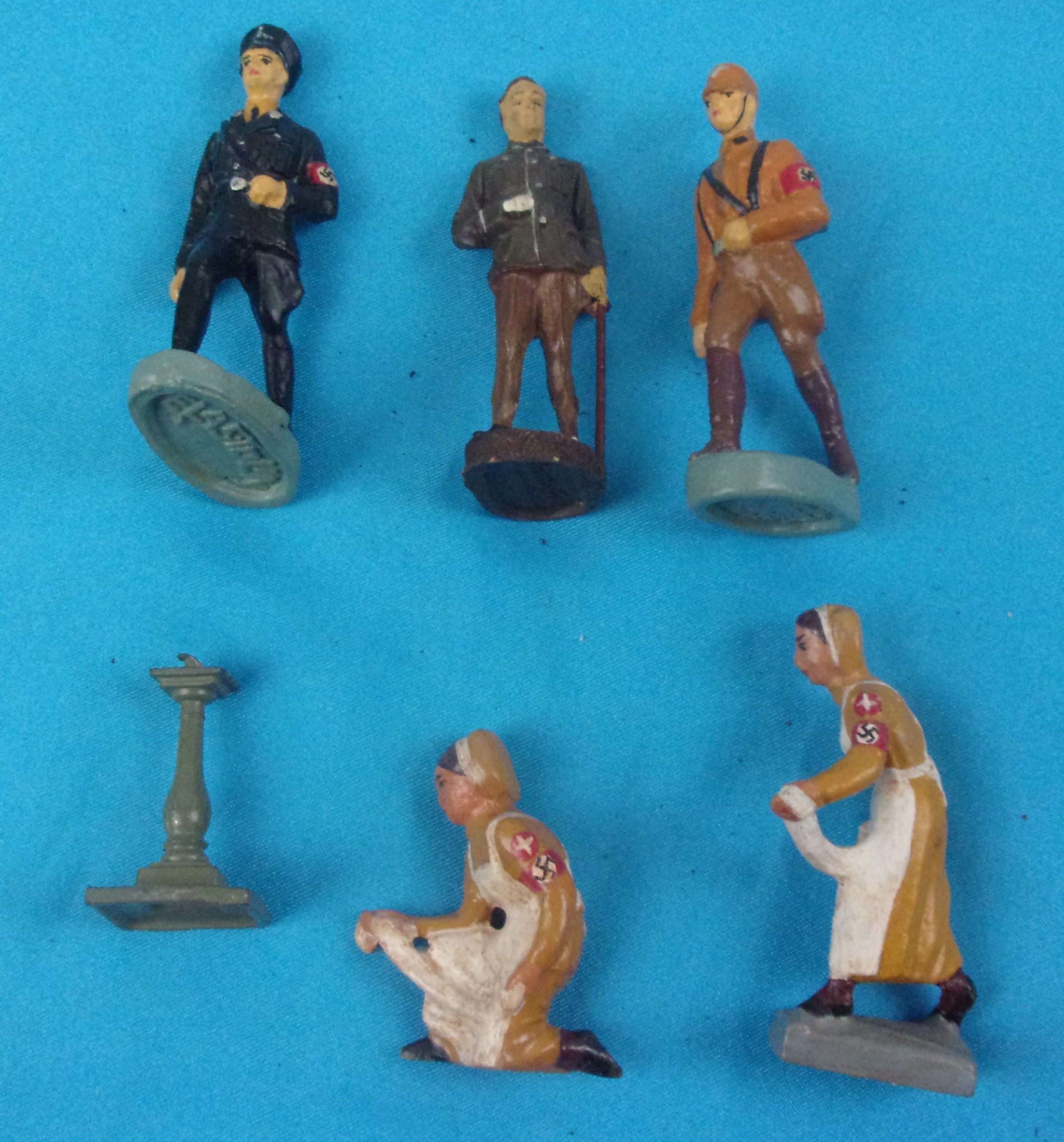 German Lineol Model 508 S.A. Field Hospital With Flags And Figures - Image 2