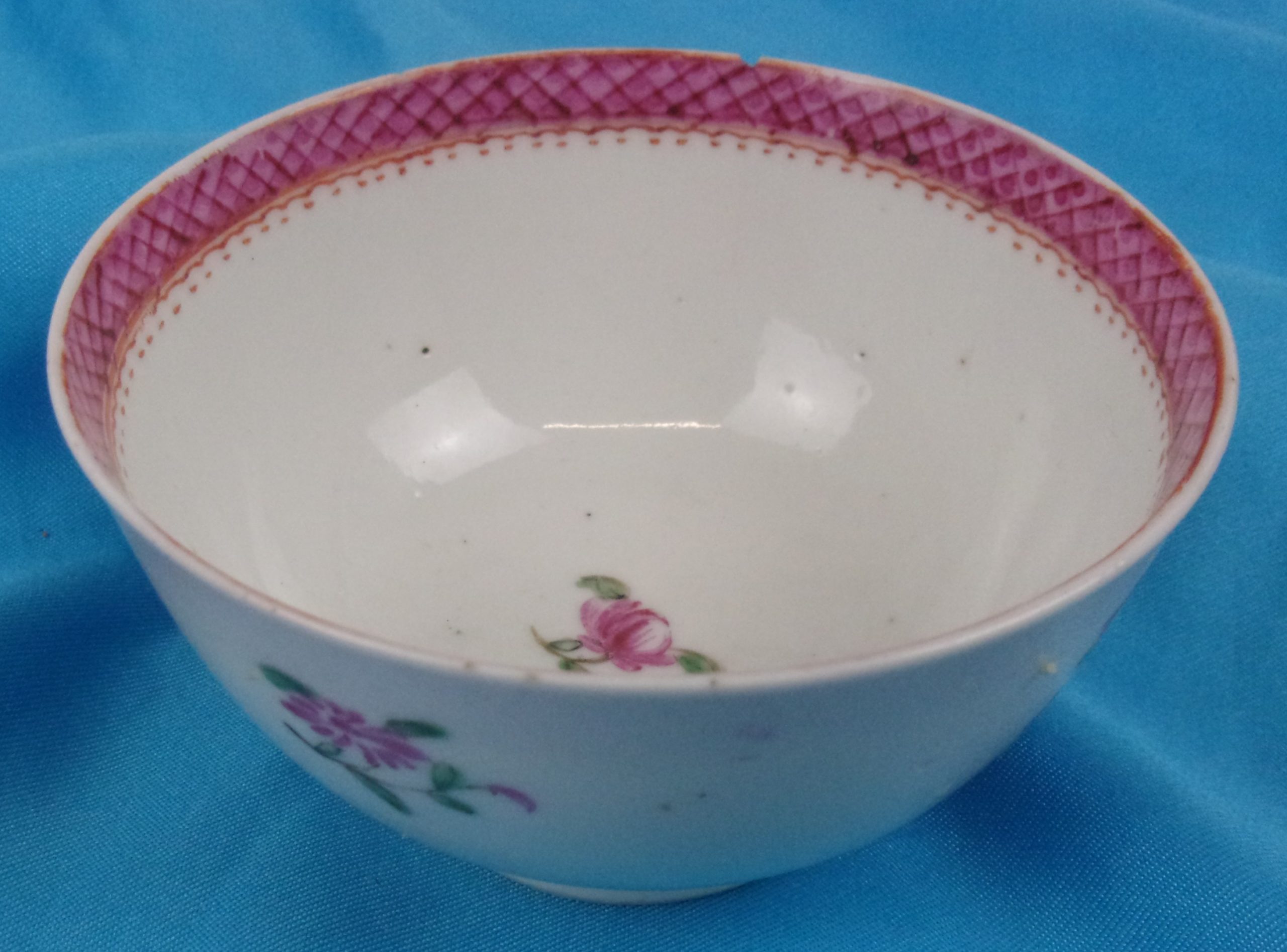 Circa 1800 New Hall Tea Bowl And Saucer - Image 3