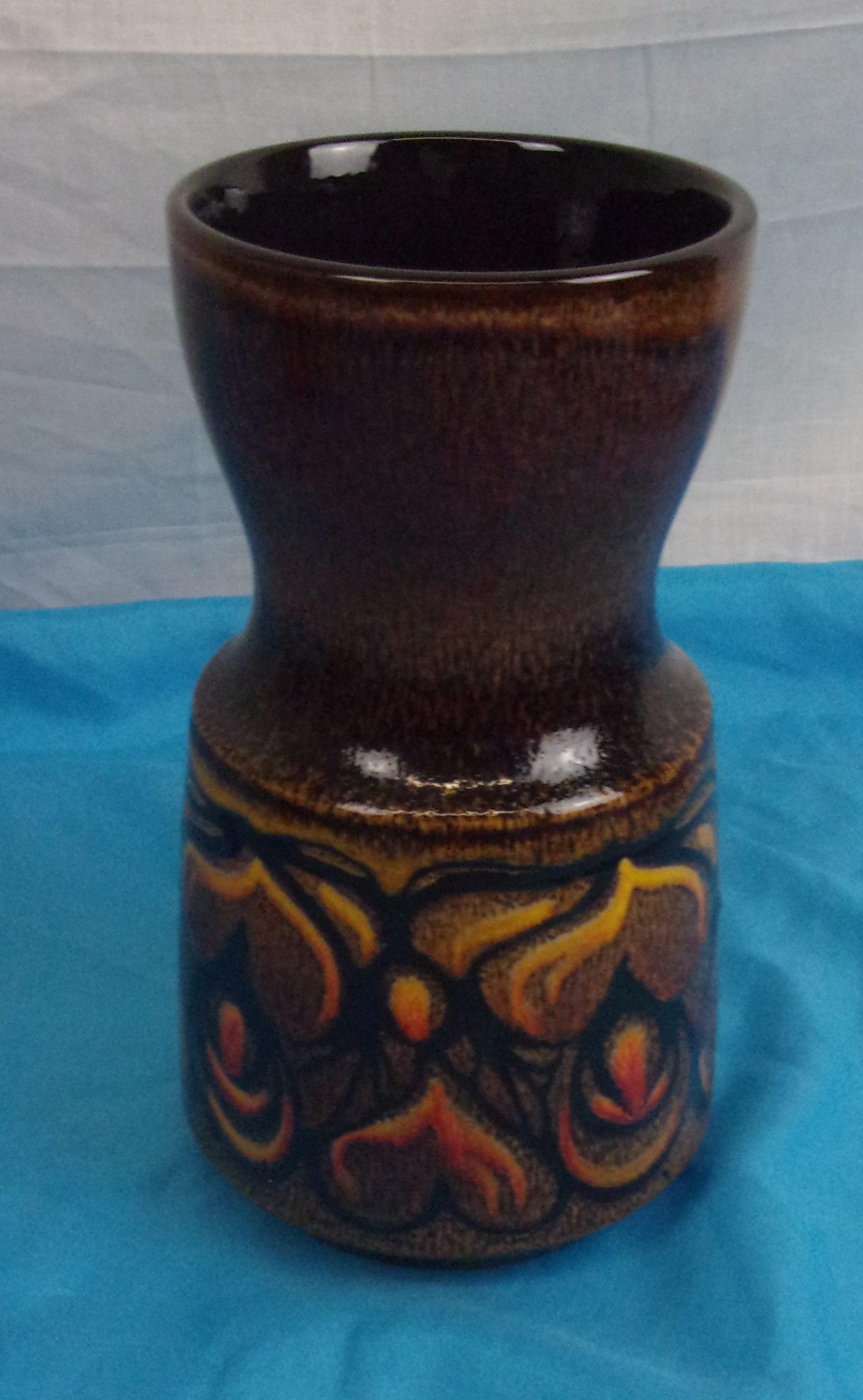 Circa 1970 Poole Pottery Vase In The Aegean Pattern - Image 4