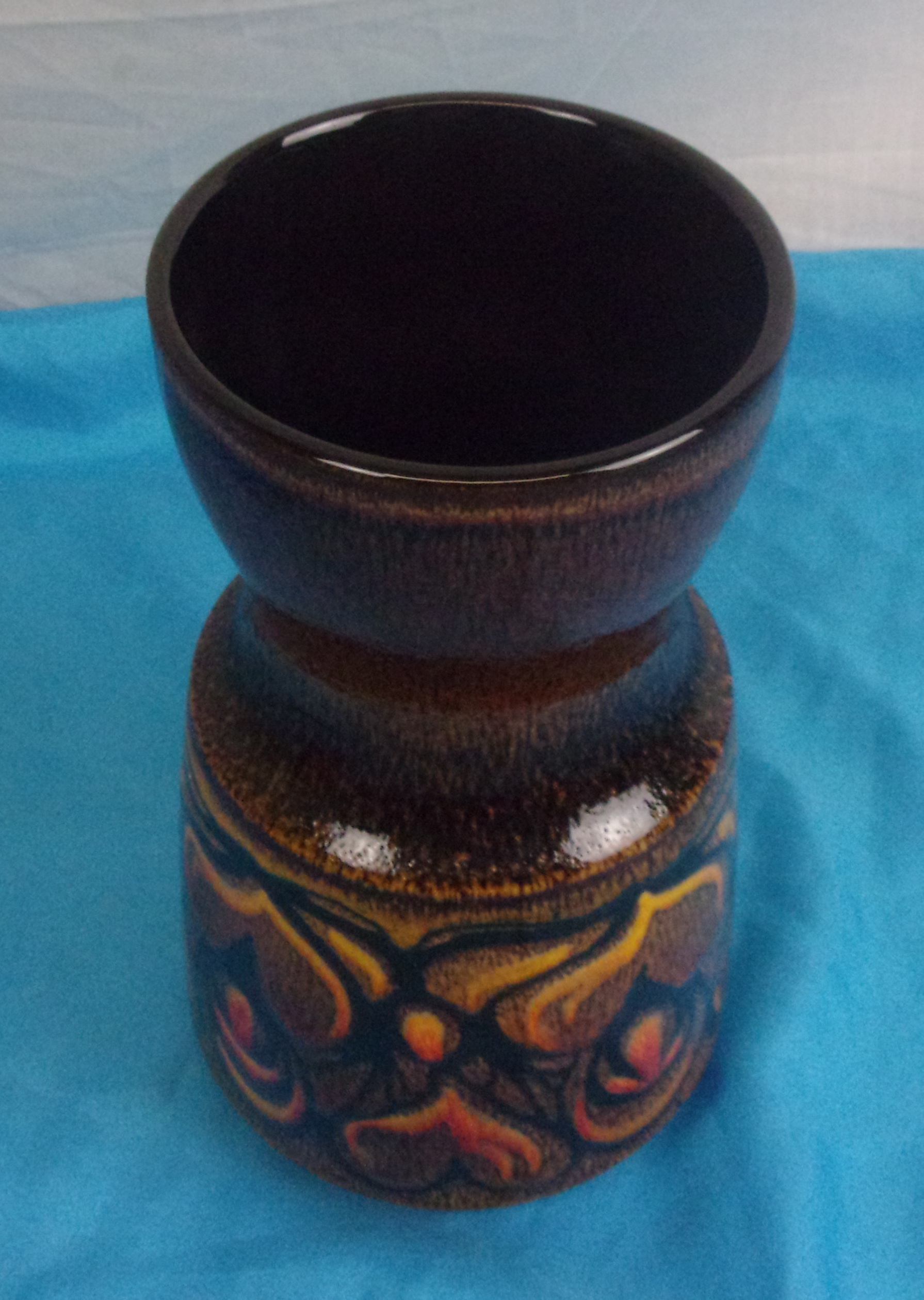 Circa 1970 Poole Pottery Vase In The Aegean Pattern - Image 3