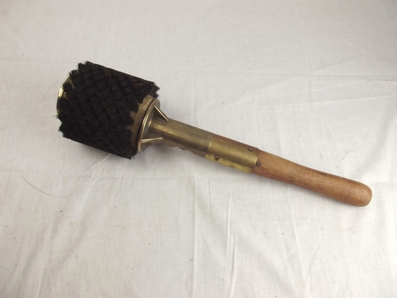4.5 Inch Cannon Barrel Bamel Cleaning Brush - Image 4