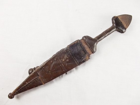 A 19th Century African Dagger - Image 5