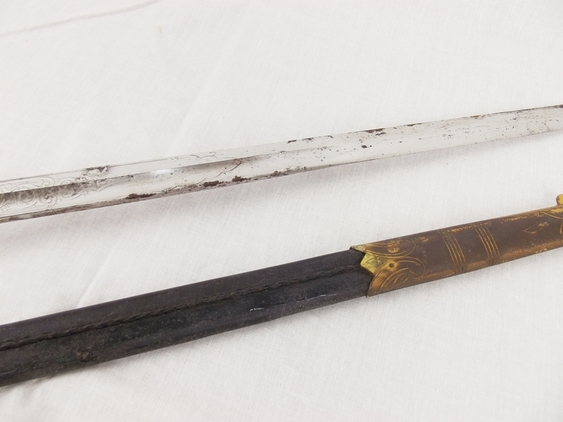 A Royal Navy Volunteer Reserve (RNVR) 1827 Pattern Sword and Scabbard - Image 14