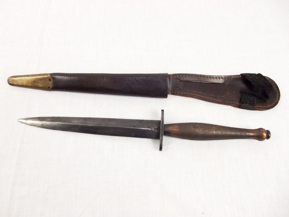 British 2nd Pattern Fairbairn Sykes Commando Dagger and Scabbard #1 - Image 9