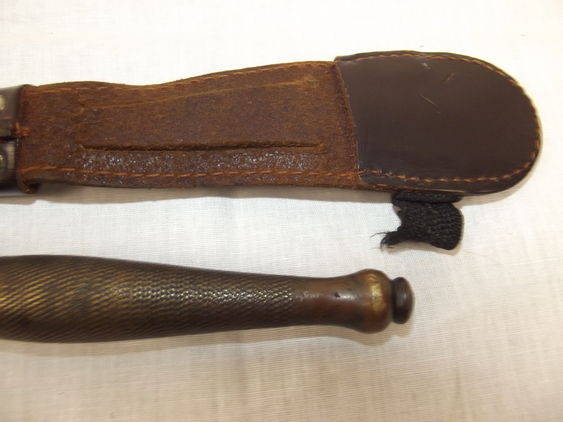 British 2nd Pattern Fairbairn Sykes Commando Dagger and Scabbard #1 - Image 3