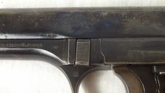 Deactivated CZ27 Semi-Automatic Pistol - Image 2