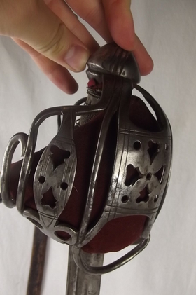 Early 18th Century Highland Broadsword - Image 4