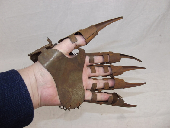 Indo-Persian Tiger Claws - Image 3