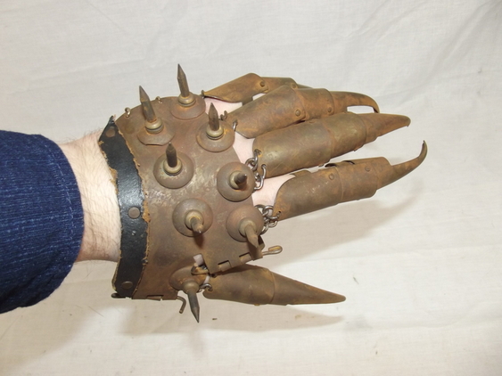 Indo-Persian Tiger Claws - Image 2