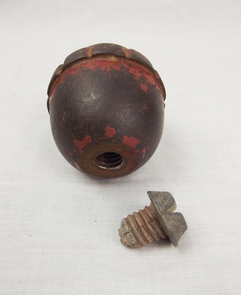 Inert WW1 German M1917 Egg Grenade With Transportation Plug - Image 3
