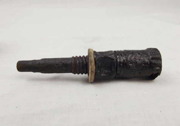 Inert WW1 German M1917 Egg Grenade with Traction Igniter Fuse - Image 9