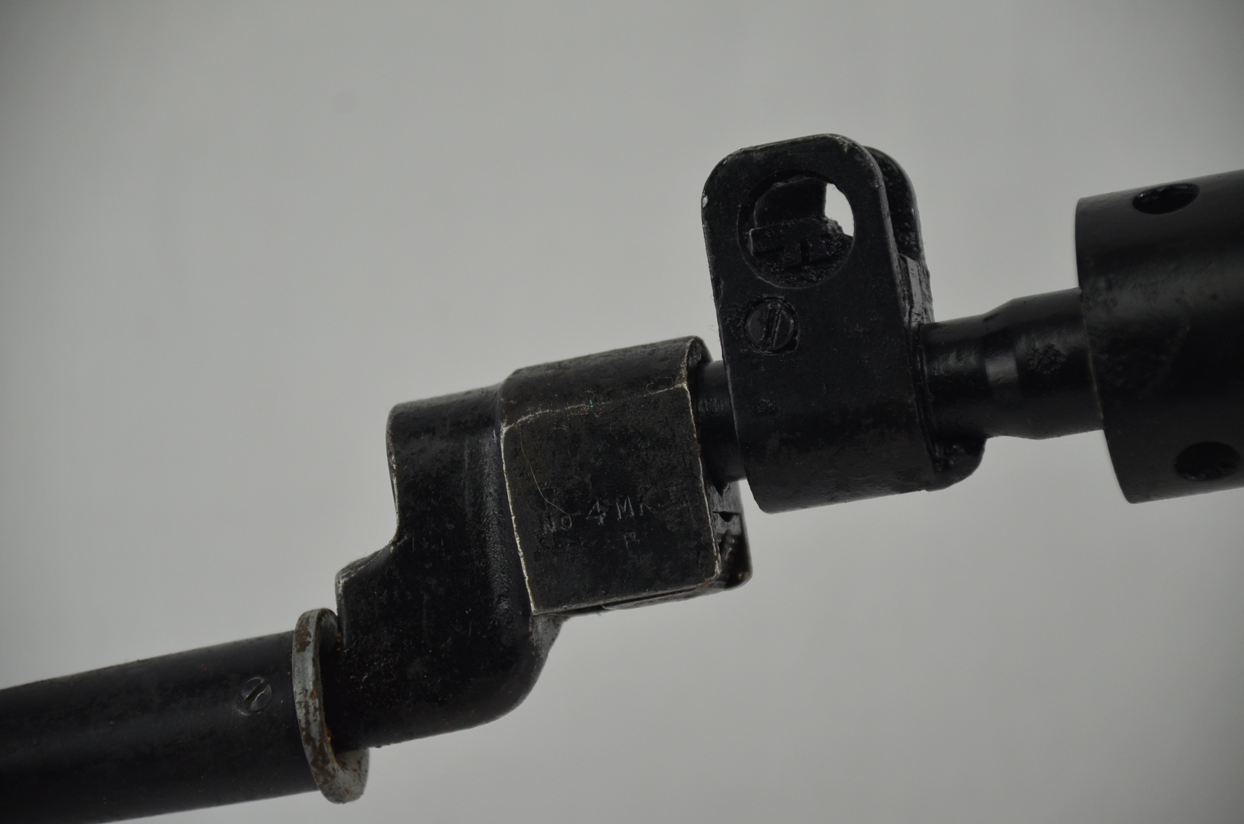WW2 Mk5 Sten Gun With Inert Rounds, Spare Magazine and Bayonet (Deactivated) - Image 10