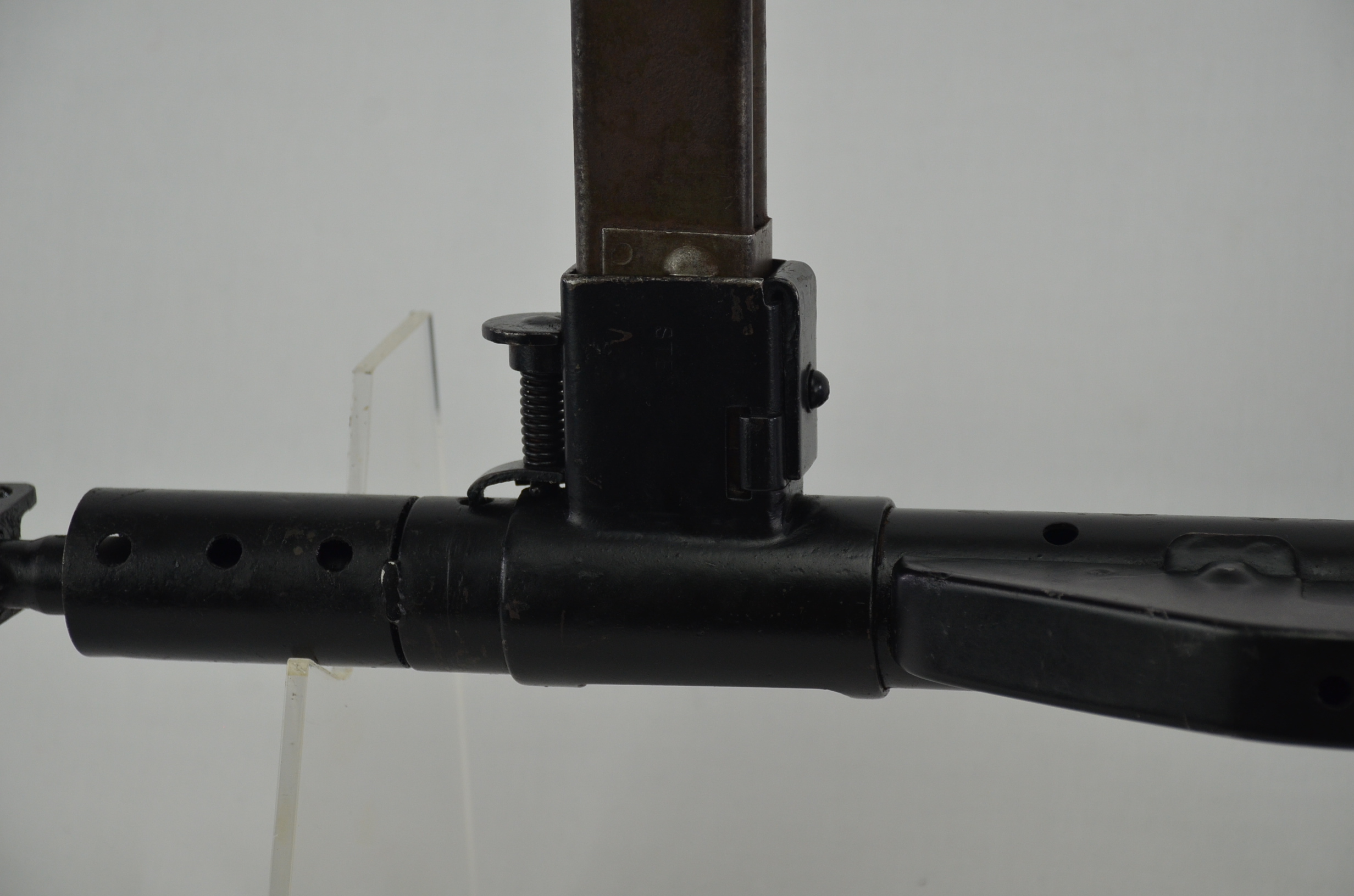 WW2 Mk5 Sten Gun With Inert Rounds, Spare Magazine and Bayonet (Deactivated) - Image 8