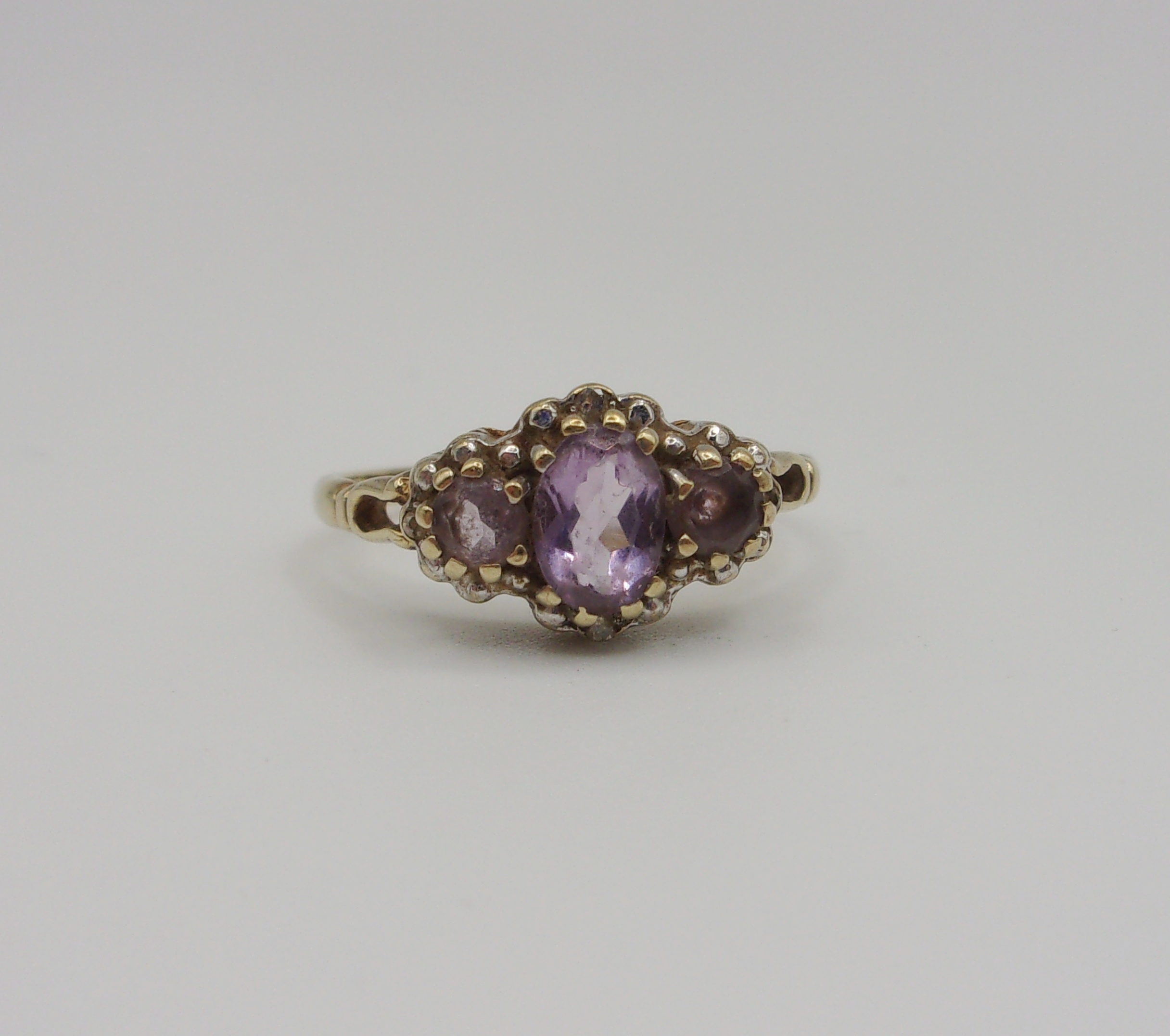 9ct Yellow Gold Amethyst & Diamond Ring UK Size M+ US 6 ¼