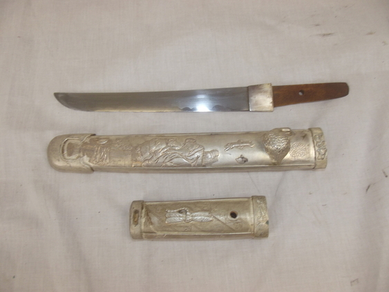 Japanese 17th Century Tanto Sword With Later White Metal Mounts And Scabbard - Image 12