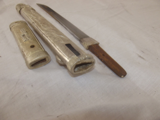 Japanese 17th Century Tanto Sword With Later White Metal Mounts And Scabbard - Image 16
