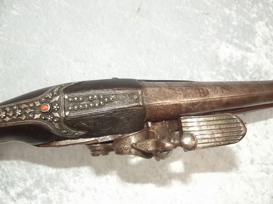 Late 17th Century Spanish Fine Decorated Flintlock Pistol - Image 22