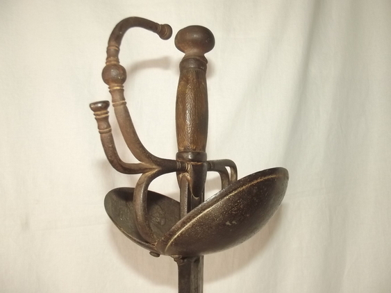 Spanish 1728 Pattern Cavalry Sword - Image 2