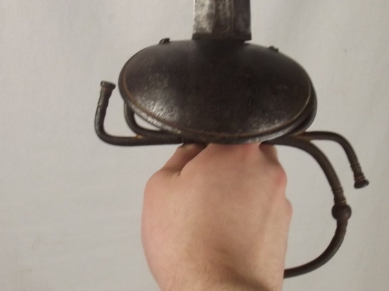 Spanish 1728 Pattern Cavalry Sword - Image 21