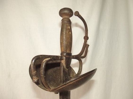 Spanish 1728 Pattern Cavalry Sword - Image 3