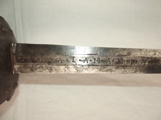 Spanish 1728 Pattern Cavalry Sword - Image 4
