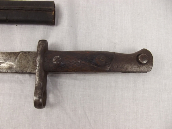 Spanish Mauser Bayonet and Scabbard - Image 9