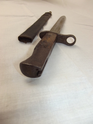 Spanish Mauser Bayonet and Scabbard - Image 12