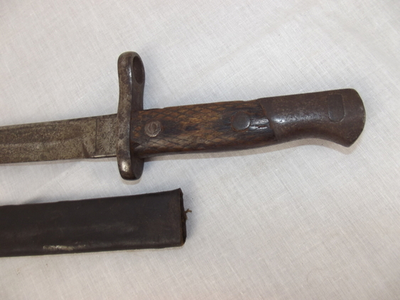 Spanish Mauser Bayonet and Scabbard - Image 2