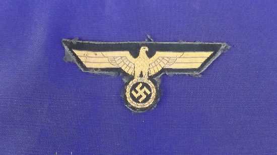 WW2 German Kriegsmarine Officers Tunic Badge