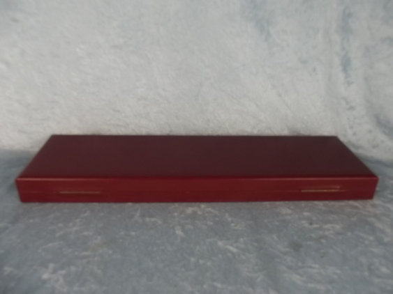 Wilkinson Sword Queen Elizabeth II’s Ruby Jubilee Commemorative Dagger - Image 23