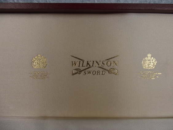 Wilkinson Sword Queen Elizabeth II’s Ruby Jubilee Commemorative Dagger - Image 25
