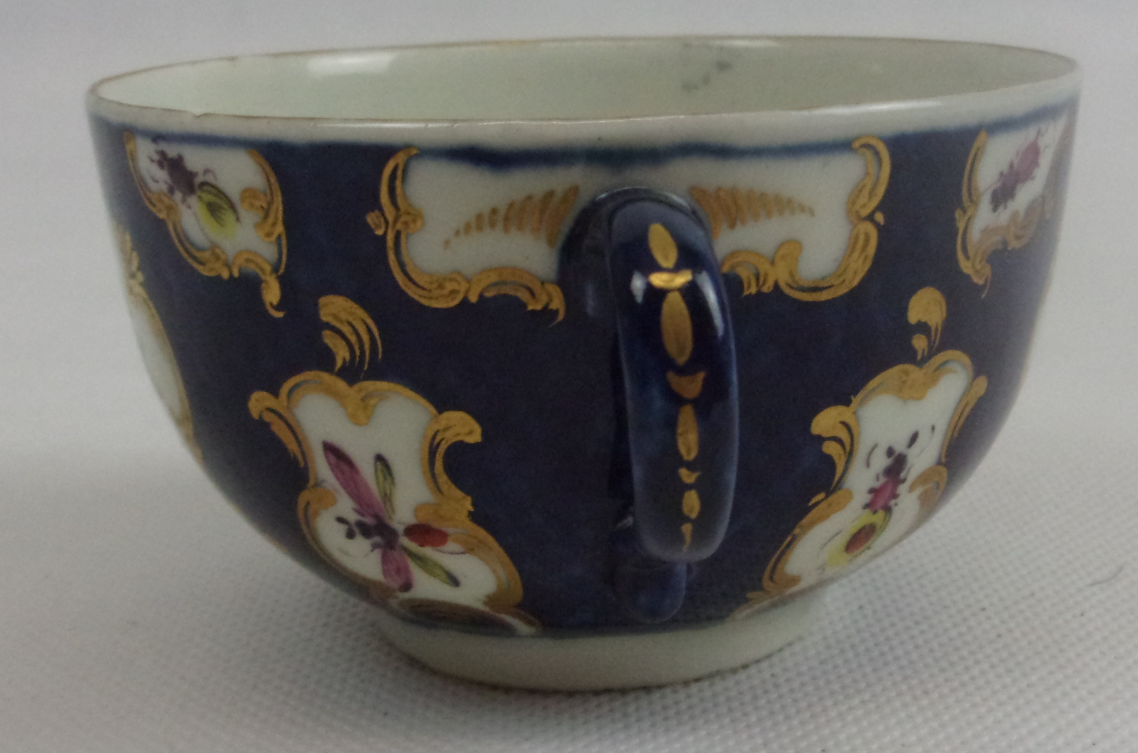 Circa 1785 Worcester Exotic Birds Tea Cup - Image 4
