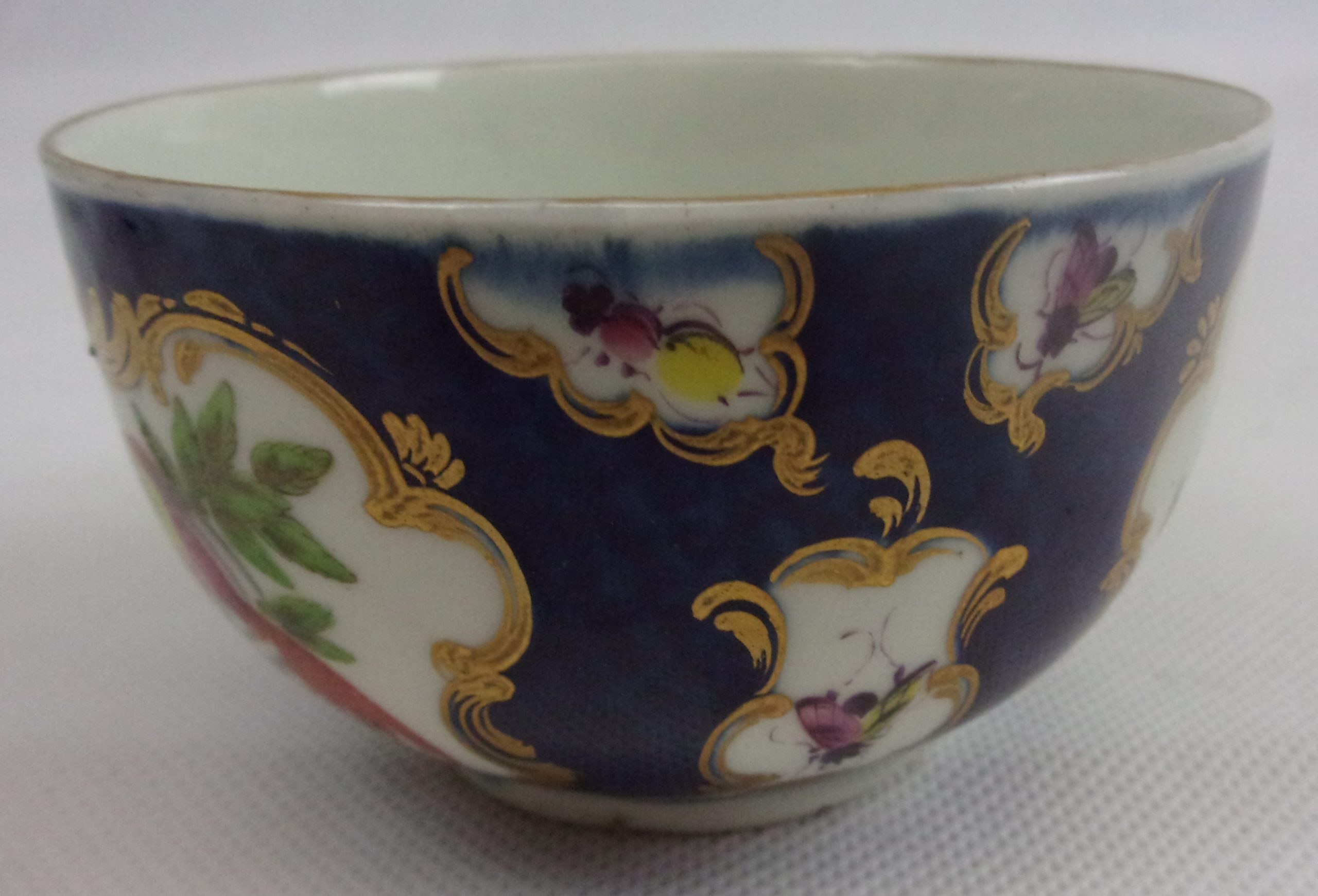 Circa 1785 Worcester Exotic Birds Tea Cup - Image 3