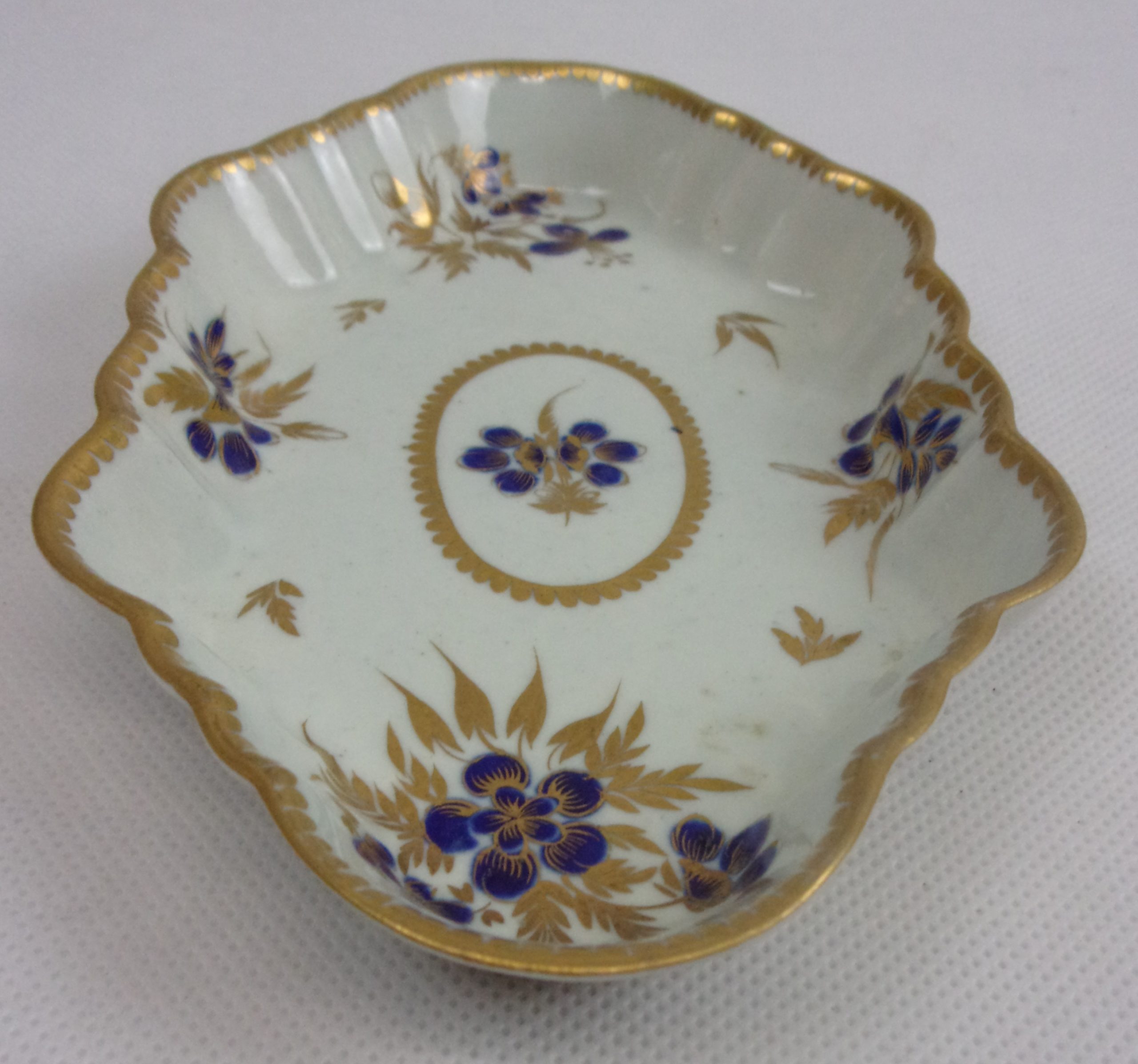 Circa 1785 Worcester Spoon Rest