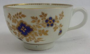 Circa 1775 Worcester Wall And Davis Blue And Gilt Tea Cup