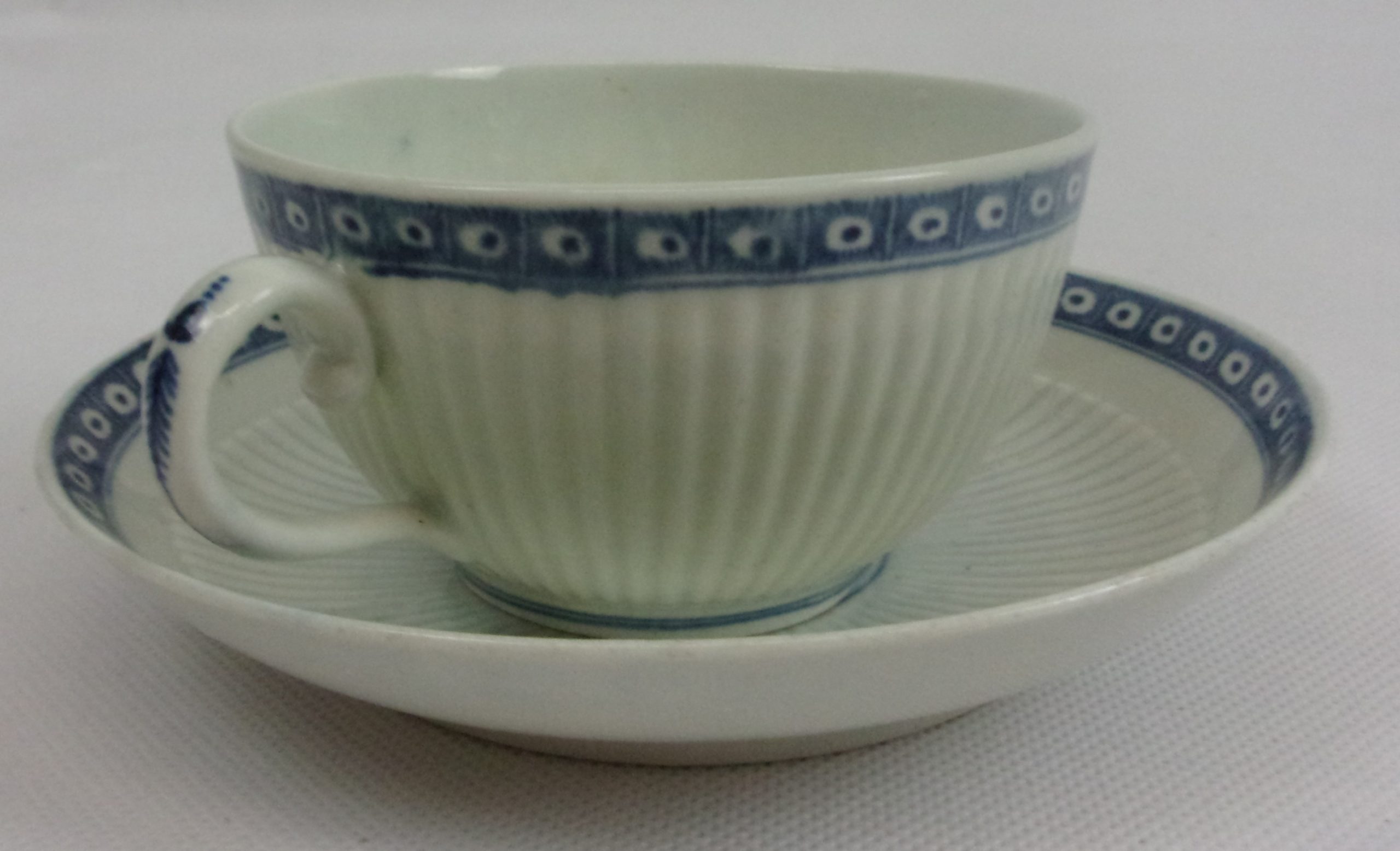 Circa 1775 Worcester Tea Cup And Saucer - Image 2
